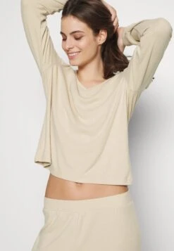 Anna Field Pyjama - Off-White 11 Anna Field Pyjama - Off-White -Anna Field Verkoop 1f950543f22a49e99e0bf827dcb85ca5