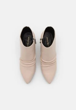 Anna Field Korte Laarzen - Beige 11 Anna Field Korte Laarzen - Beige -Anna Field Verkoop 24d56426afbf4c7aab266a44ce48f8cc