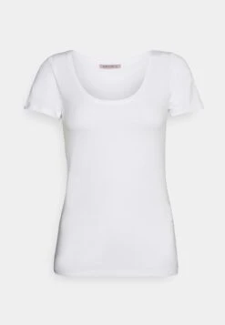 Anna Field 3 Pack - T-Shirt Basic - Dark Red/Dark Blue/White 10 Anna Field 3 Pack - T-Shirt Basic - Dark Red/Dark Blue/White -Anna Field Verkoop a64f6f6879d34391acd3ae4daa907de5