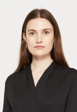 Anna Field Jerseyjurk - Black/White 9 Anna Field Jerseyjurk - Black/White -Anna Field Verkoop acc37d498b9b46f0b76c380eb80cceea