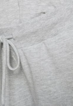 Slim Fit Joggers - Overbump - Trainingsbroek - Light Grey 11 Slim Fit Joggers - Overbump - Trainingsbroek - Light Grey -Anna Field Verkoop bdcb41bafe3945bd95f8e6c593930596